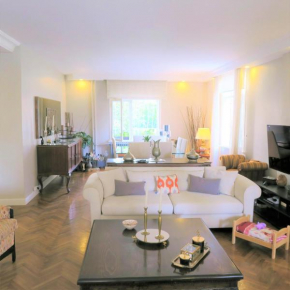Modern Bohemian Apt 2 Bdr-fenerbahce-by The Sea
